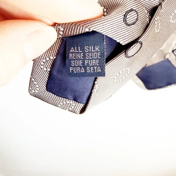 Vintage Burberrys Patterned Gray Tie with Solid Dark Gray and Dotted White Ovals - Picture 4 of 11